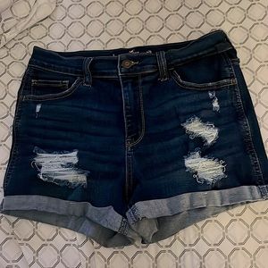 Hollister Jean shorts. Juniors size 9. Distressed.